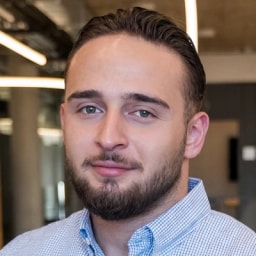 Oguzhan Balcok, Vertriebsleiter bei STRYKE Marketing in Karlsruhe